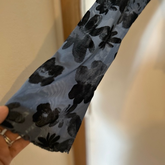 Stitch & Pine Medium whimsy Goth Floral Mesh velvet burnout Long Sleeve Top - Picture 5 of 10